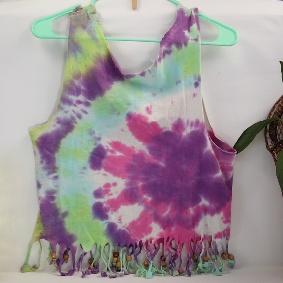 Handmade tie dye tank top with fringe bottom and wood beads no tag fits medium - Picture 2 of 2
